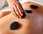 Massagem com Pedras Quentes (3).jpg