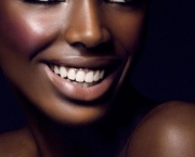 Truques de Maquiagem Para Negras (2)