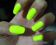 Unhas Fluorescentes (1)