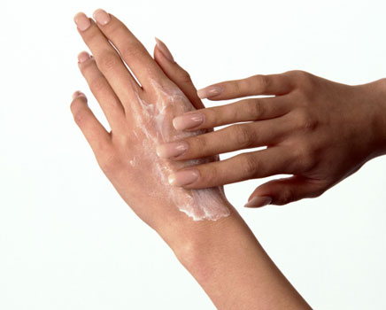 Use Protetor Solar nas Mãos